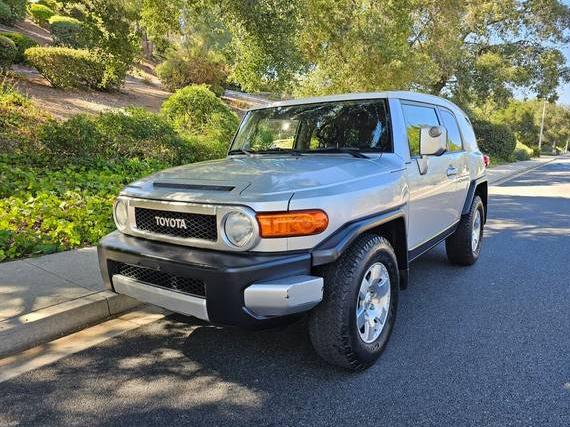TOYOTA FJ CRUISER 2008 JTEZU11FX8K002581 image